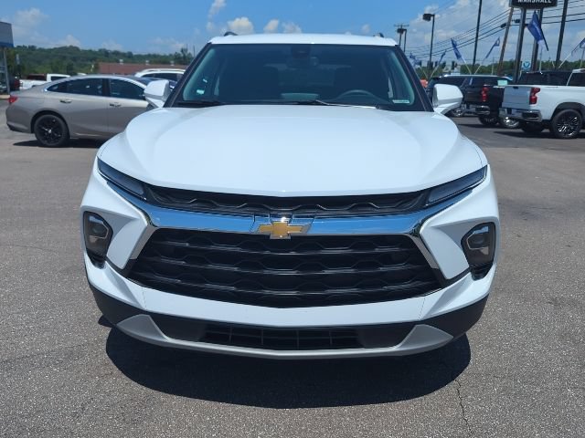 Used 2024 Chevrolet Blazer LT w/ Convenience Package FWD image 4