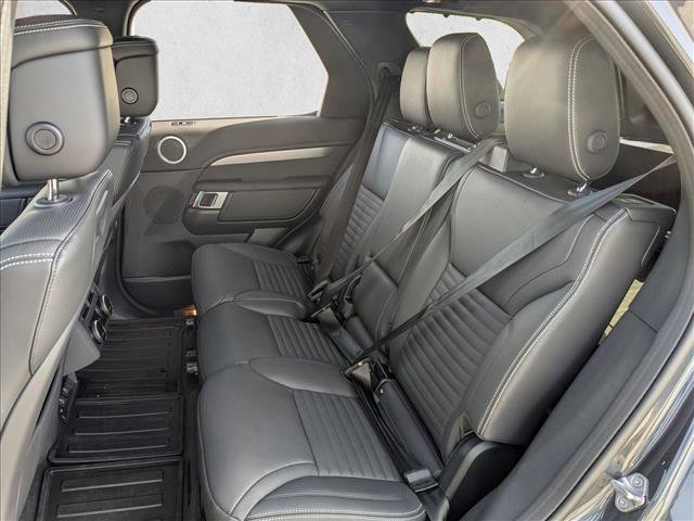 Used 2025 Land Rover Discovery Dynamic SE AWD/4WD image 20