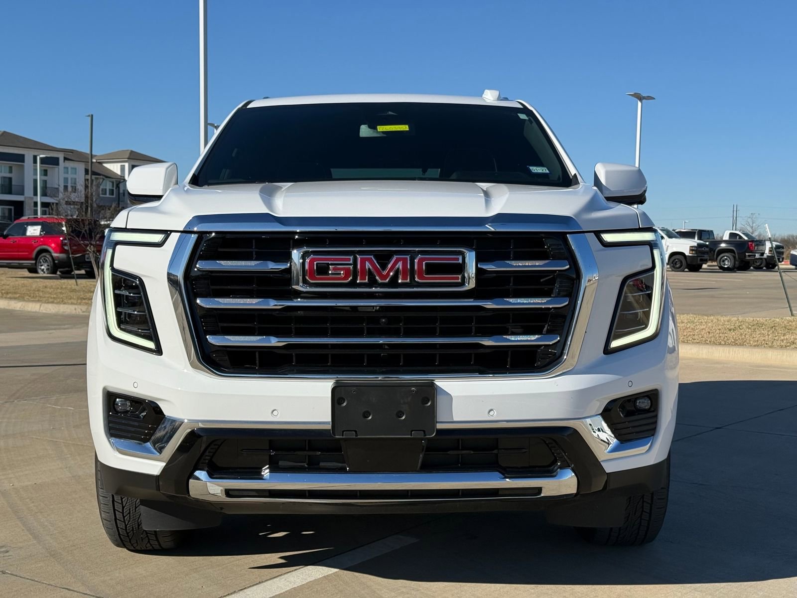 Used 2025 GMC Yukon Elevation image 2