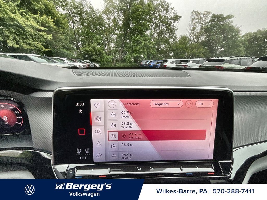 Used 2024 Volkswagen Atlas Peak Edition SEL AWD/4WD image 19
