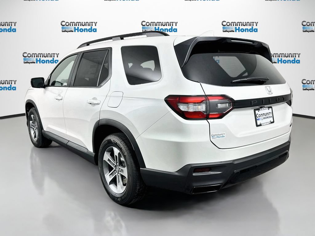 New 2026 Honda Pilot Sport image 7