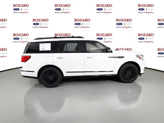 Used 2021 Lincoln Navigator Reserve w/ Luxury Package AWD/4WD image 9