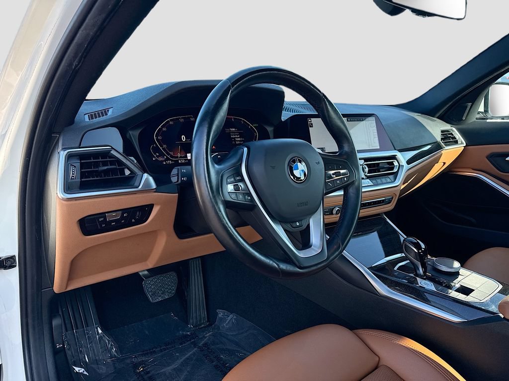 Used 2022 BMW 330i Sedan w/ Premium Package RWD image 9
