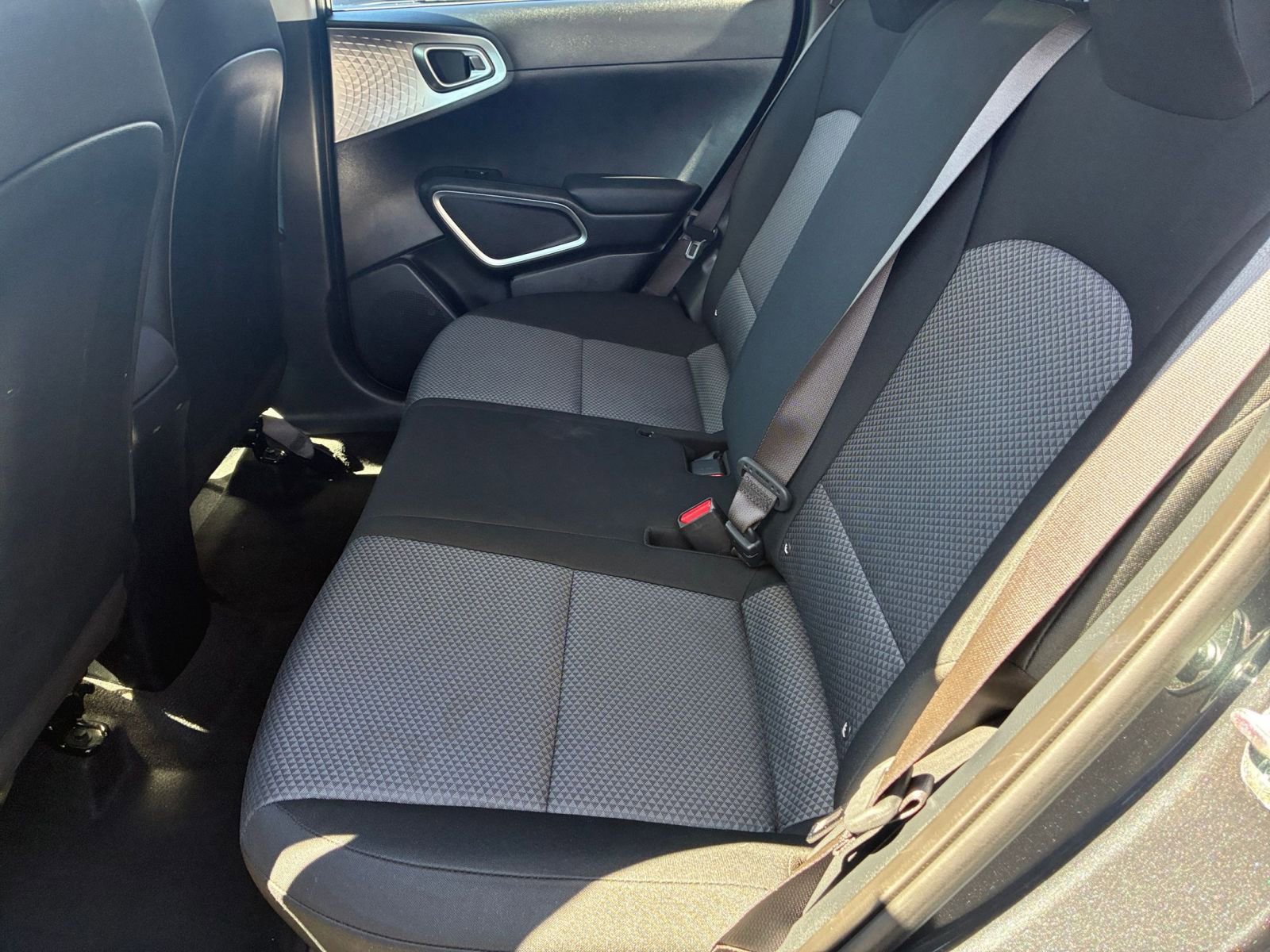 Used 2025 Kia Soul LX w/ LX Technology Package image 23