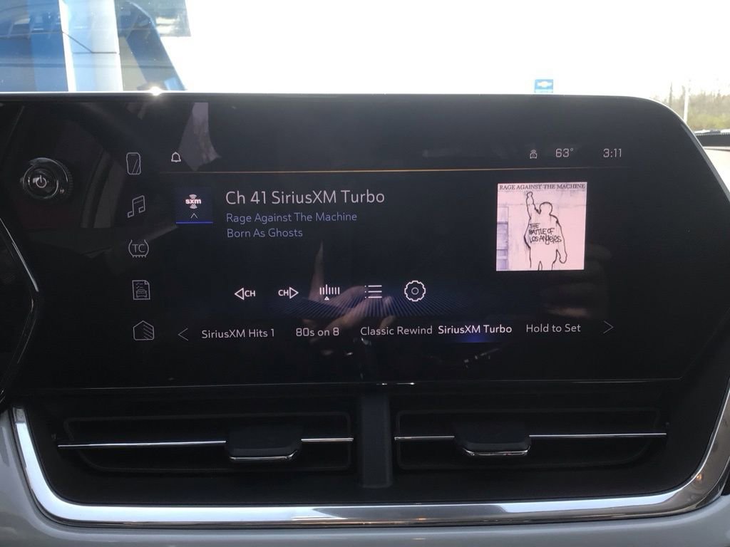 Used 2024 Chevrolet Trax LT w/ Driver Confidence Package image 20