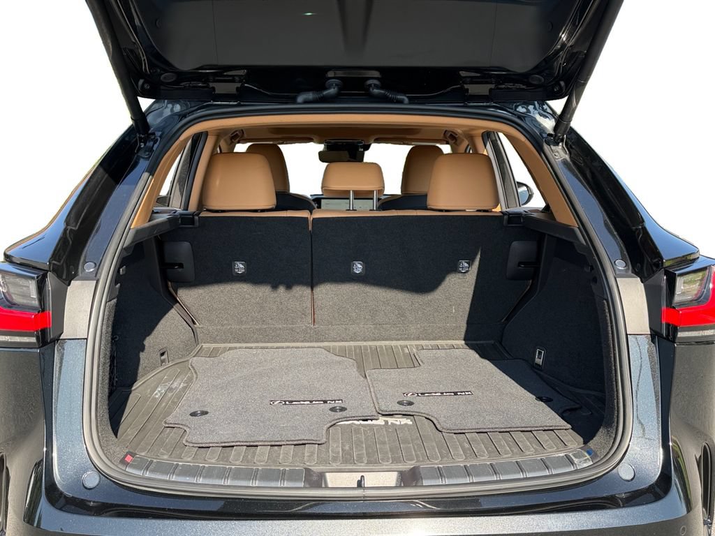 Used 2024 Lexus NX 350h AWD image 10