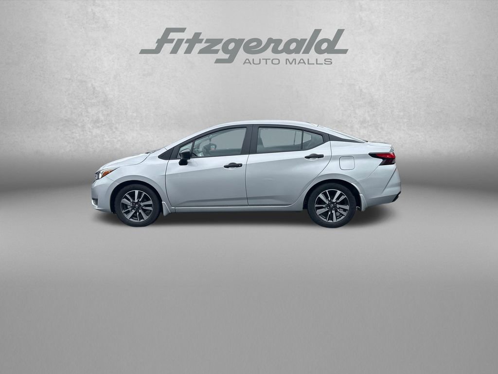 Used 2024 Nissan Versa S w/ S Plus Package FWD image 4