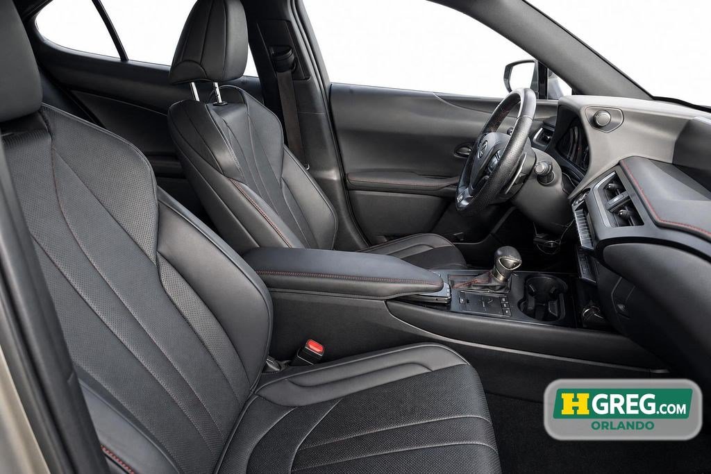 Used 2019 Lexus UX 200 F Sport w/ F Sport Premium Package FWD image 15