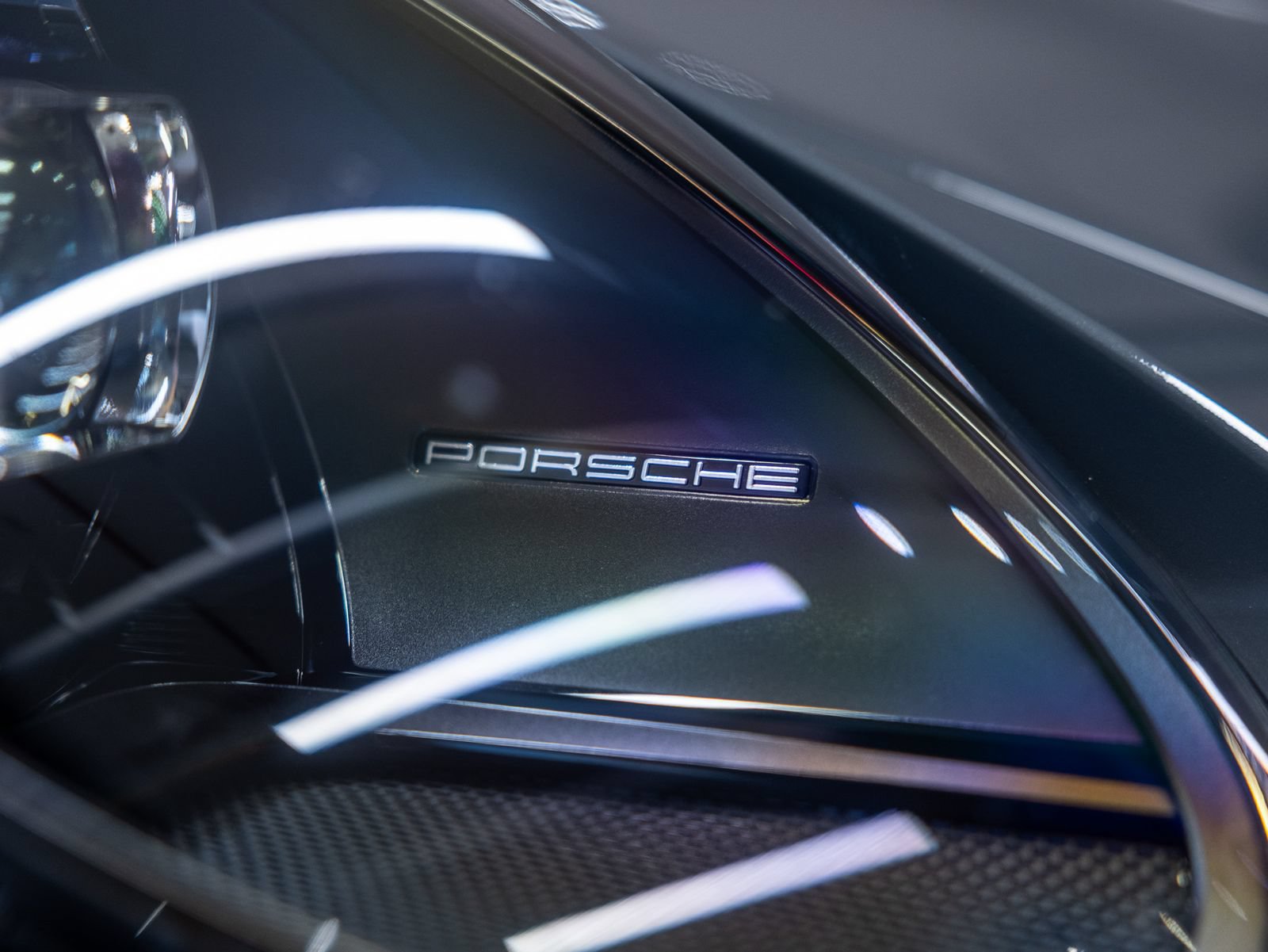 Certified 2022 Porsche 911 GT3 RWD image 16