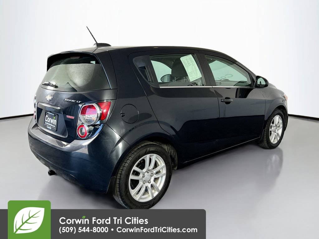 Used 2015 Chevrolet Sonic LT w/ Fun and Sun Package FWD image 15