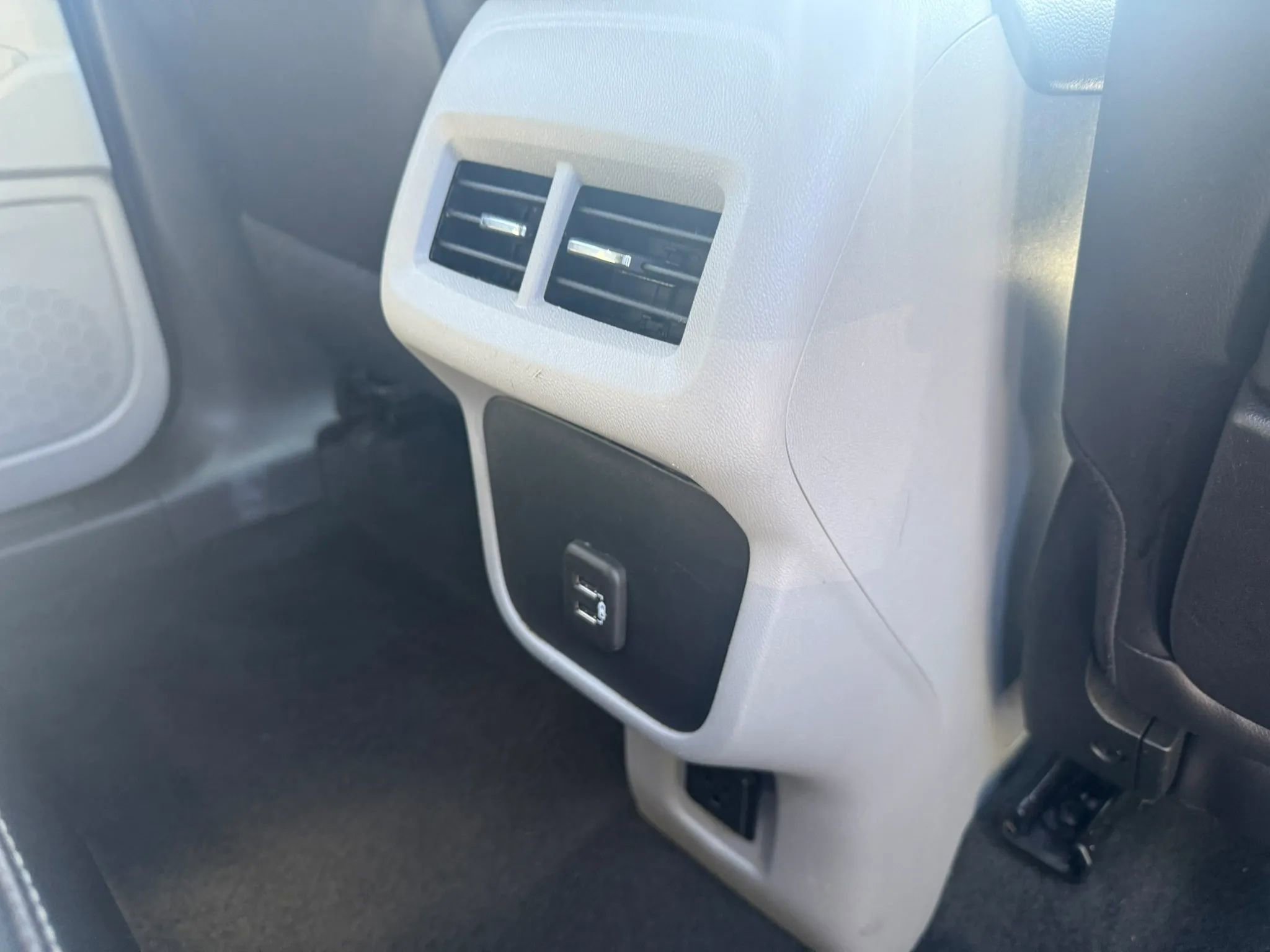 Used 2022 GMC Terrain SLT AWD/4WD image 23