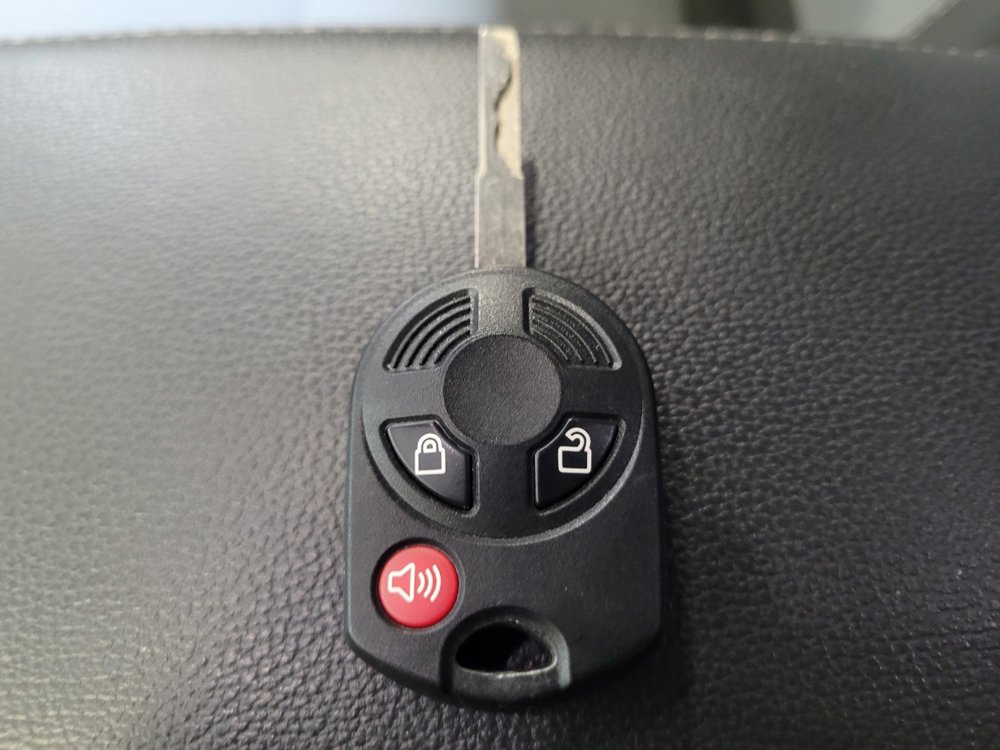 Used 2018 Ford Escape SE FWD image 32