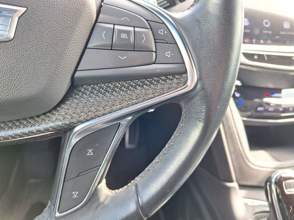 Used 2023 Cadillac XT5 Sportv w/ Technology Package image 17