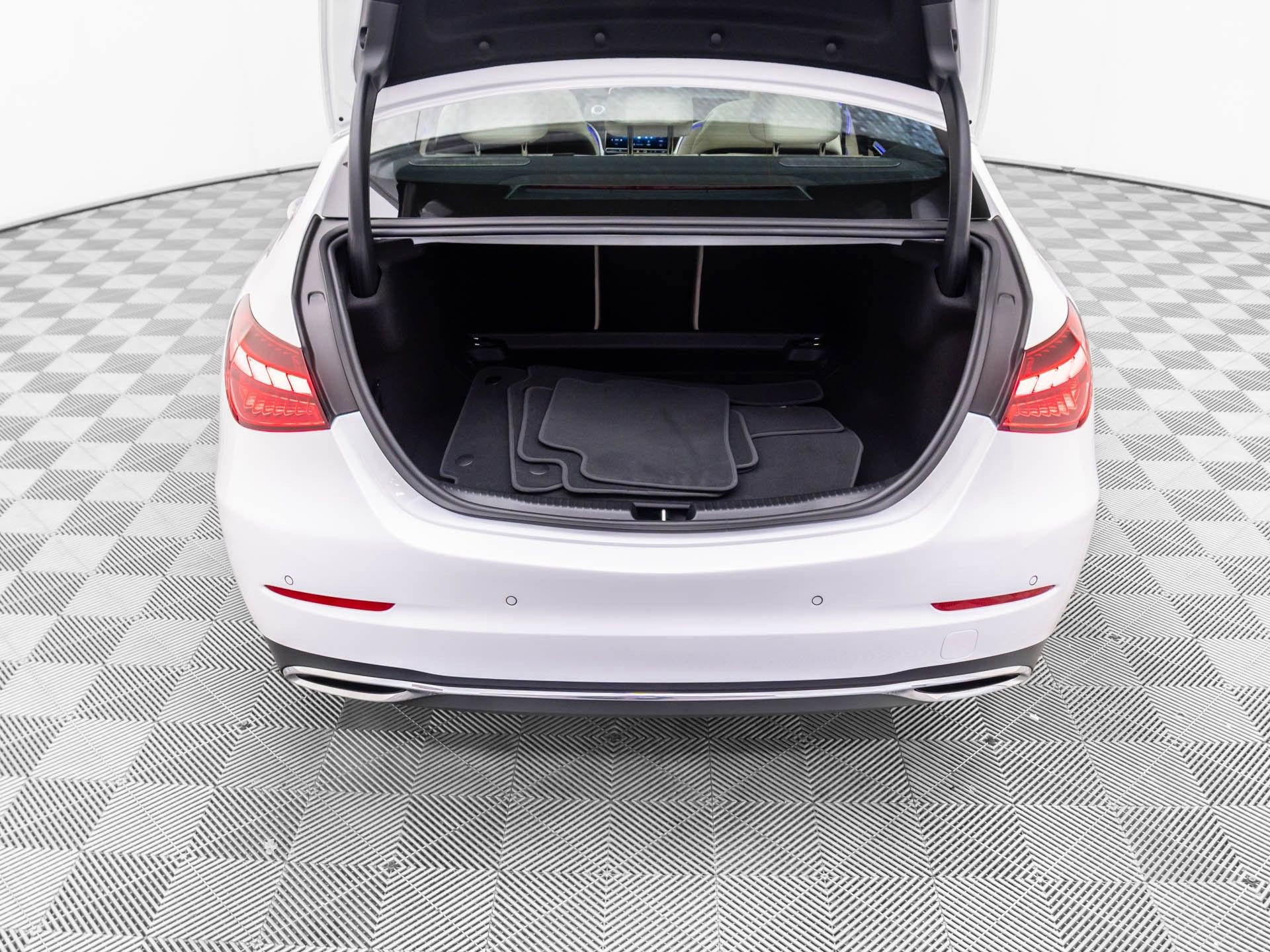 New 2026 Mercedes-Benz C 300 4MATIC Sedan image 29