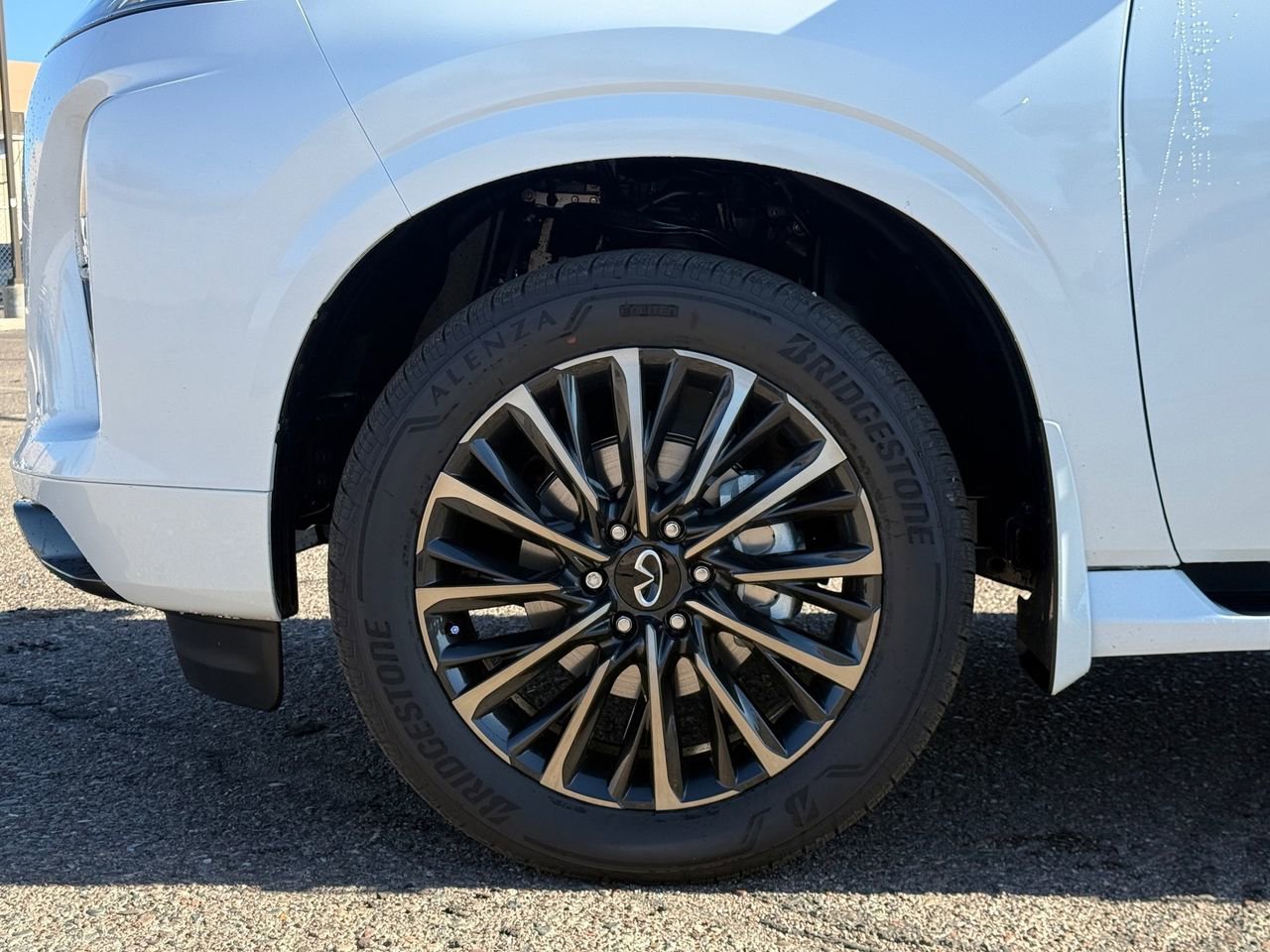 New 2026 INFINITI QX80 Autograph w/ Autograph Exterior Package AWD/4WD image 10