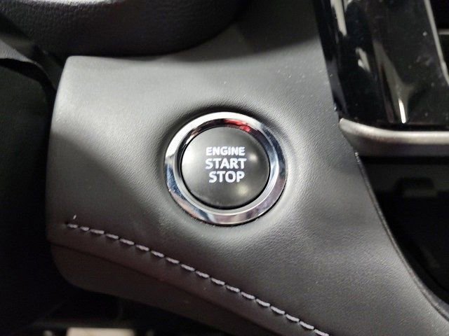 Used 2023 Toyota Highlander Limited image 34