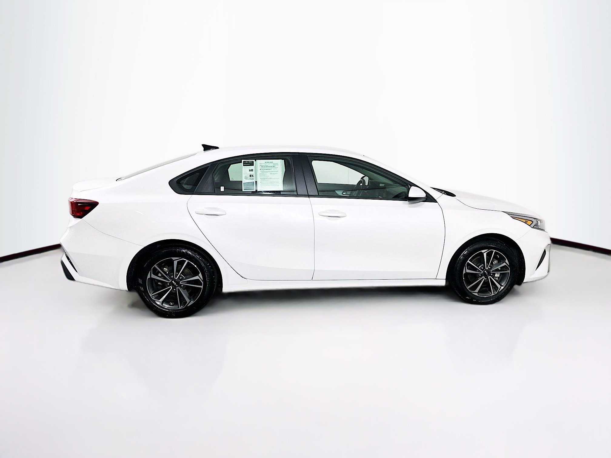 Used 2024 Kia Forte LXS image 10