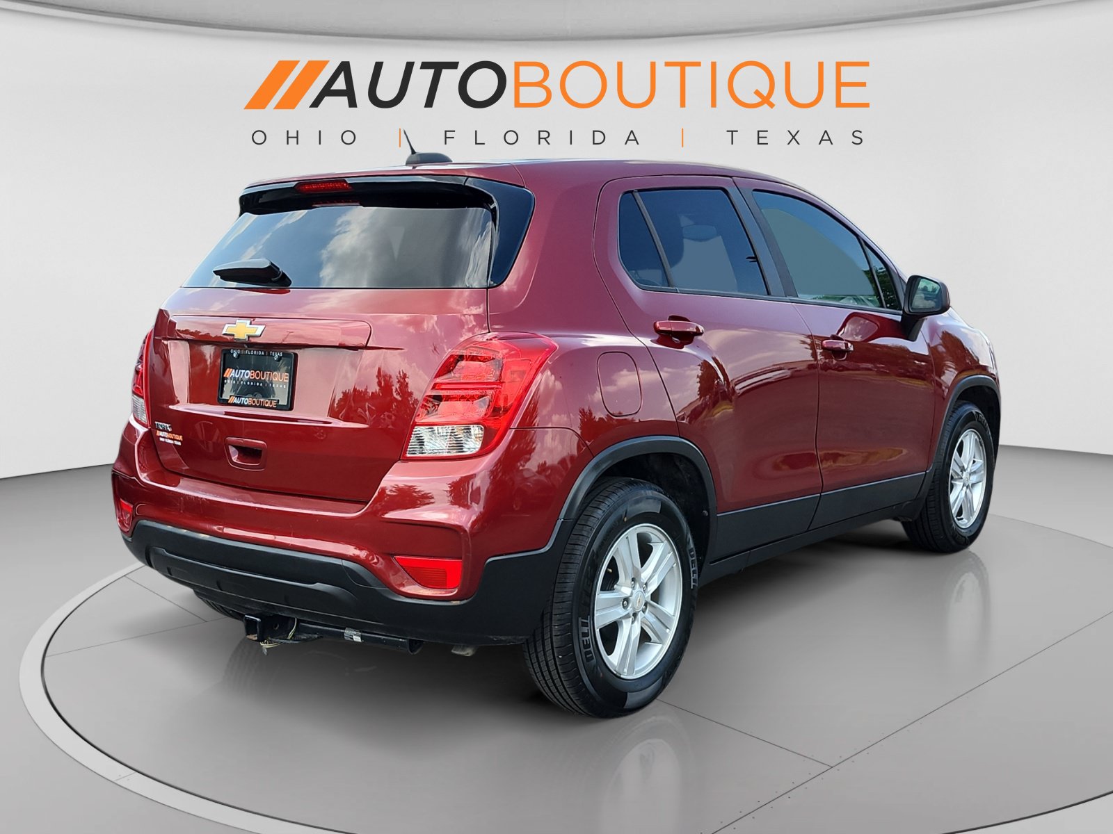 Used 2021 Chevrolet Trax LS w/ Tint and Cruise Package FWD image 5