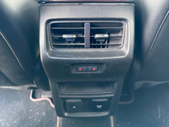 Used 2020 Ford Edge Titanium w/ Equipment Group 301A AWD/4WD image 18