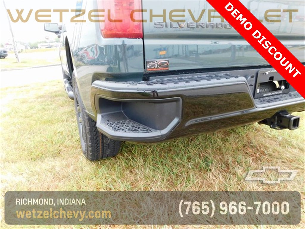 New 2026 Chevrolet Silverado 1500 Custom Trail Boss w/ Turbomax Blackout Package image 6