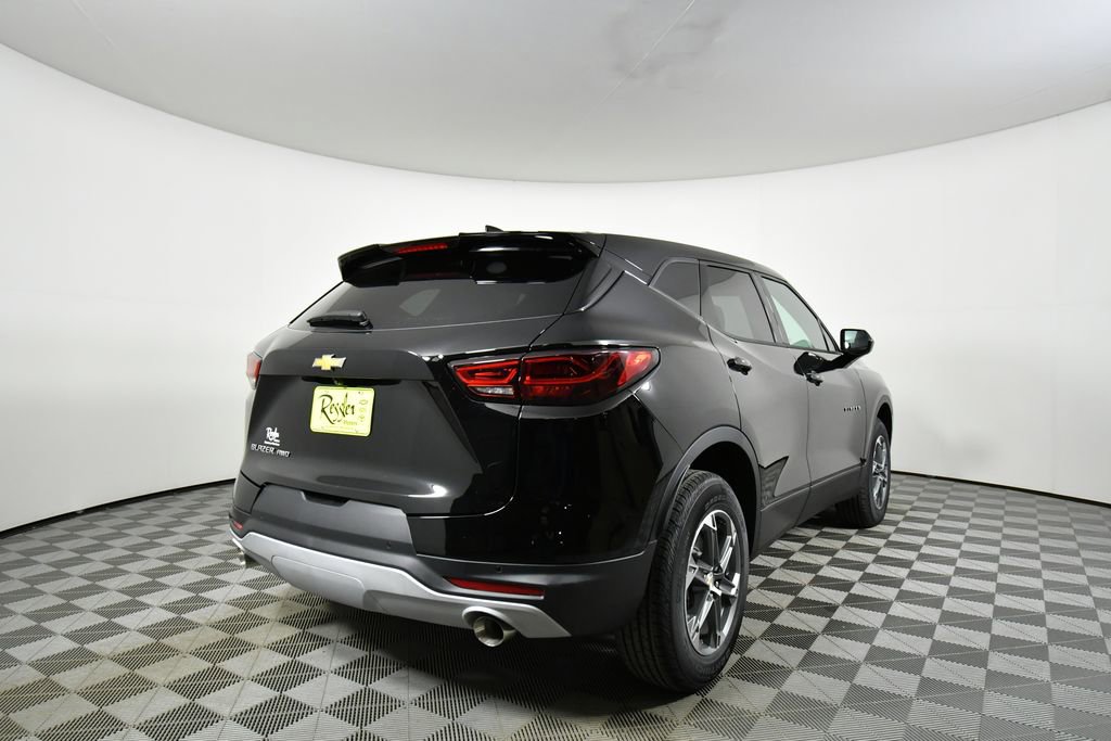 New 2026 Chevrolet Blazer LT w/ LPO, Floor Liner Package AWD/4WD image 11