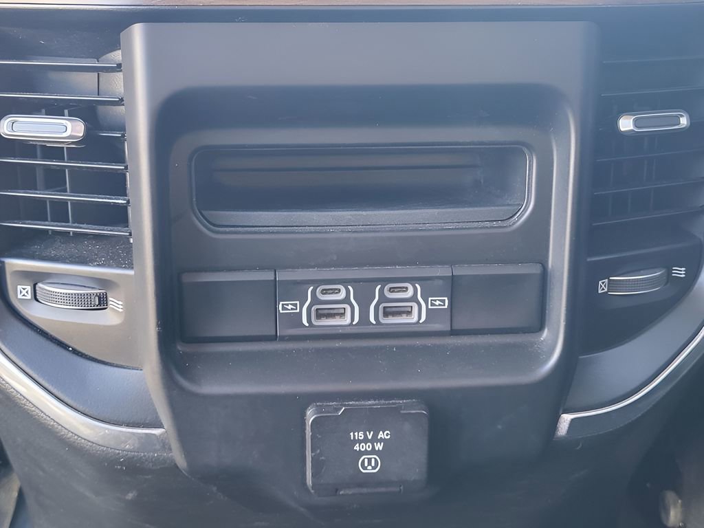 Used 2021 RAM 1500 Laramie w/ Laramie Southwest Edition AWD/4WD image 7