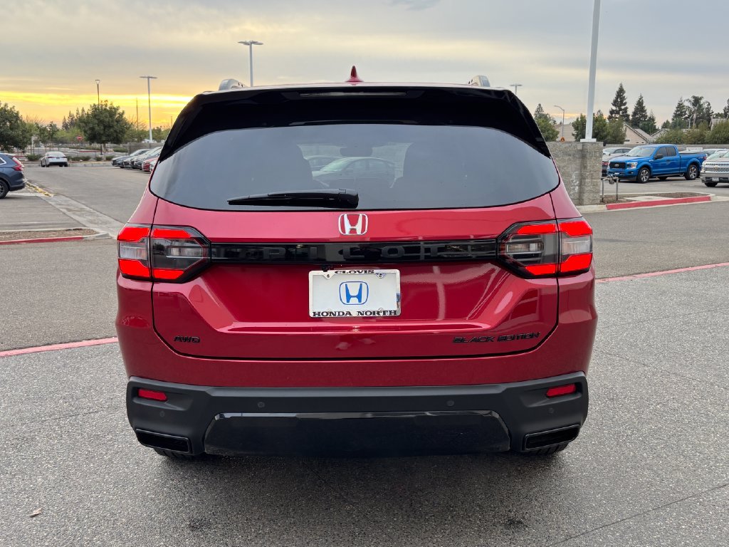 New 2026 Honda Pilot Black Edition image 6