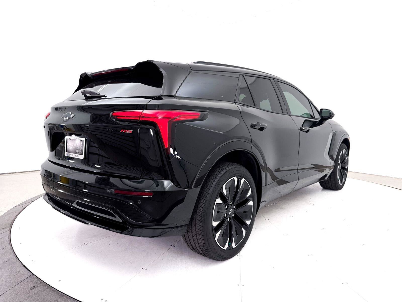 Used 2024 Chevrolet Blazer EV RS AWD/4WD image 14