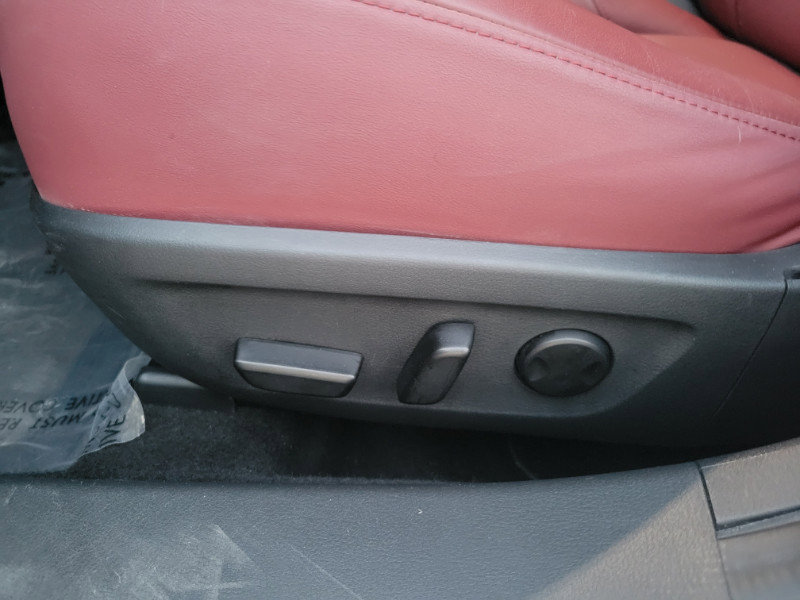 Used 2025 MAZDA MAZDA3 s image 16