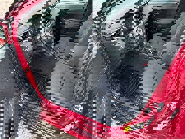 Used 2024 Toyota Corolla LE image 9