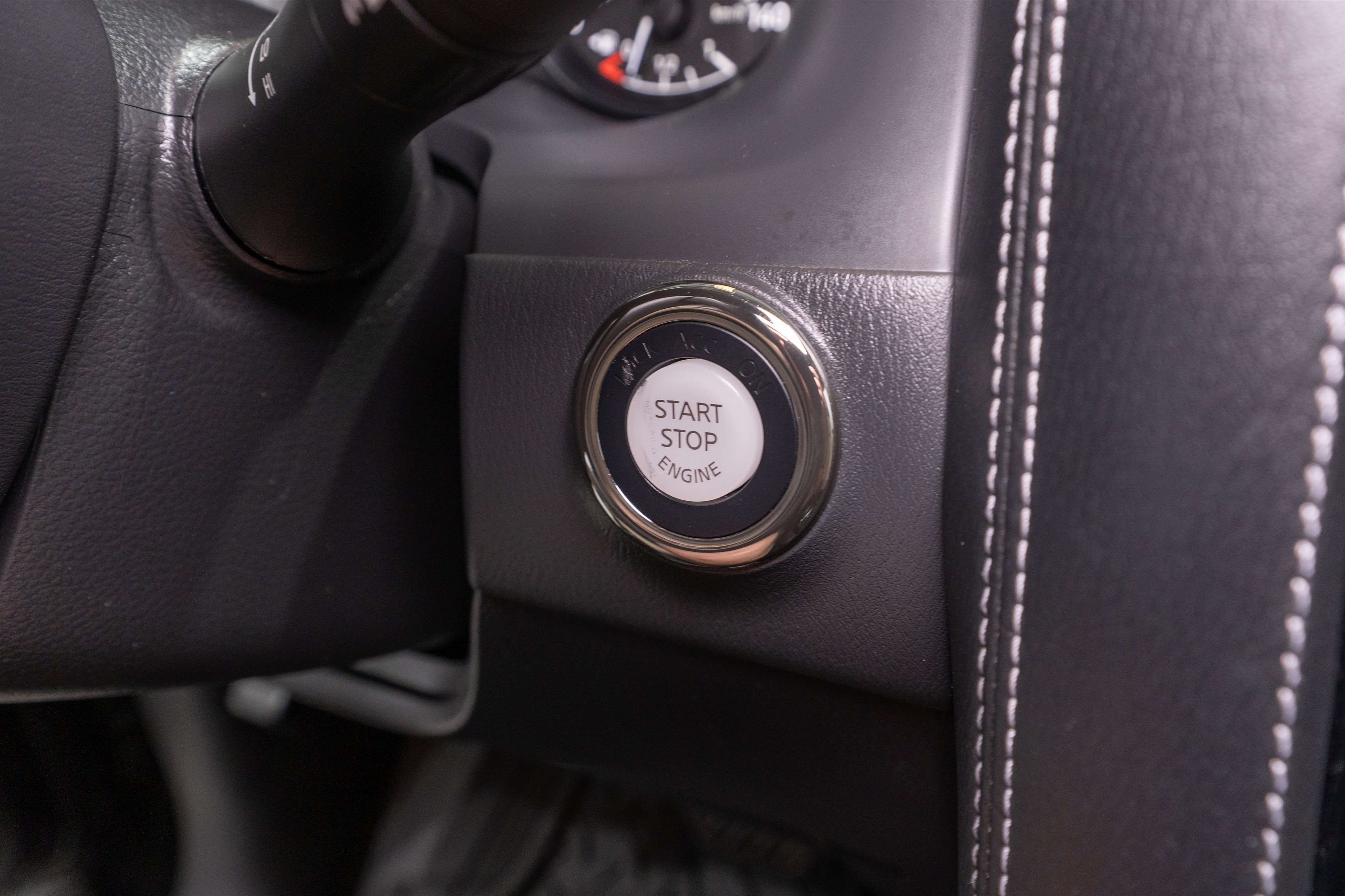 Used 2022 Nissan Armada Platinum RWD image 33