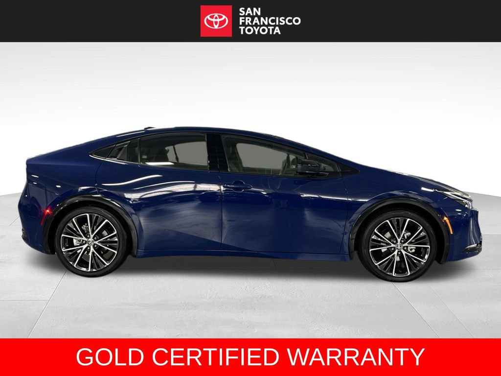 Certified 2023 Toyota Prius XLE FWD image 6