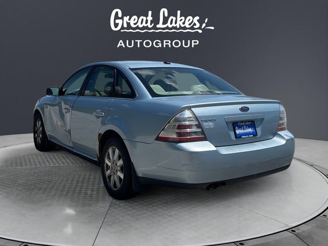 Used 2009 Ford Taurus SE FWD image 3