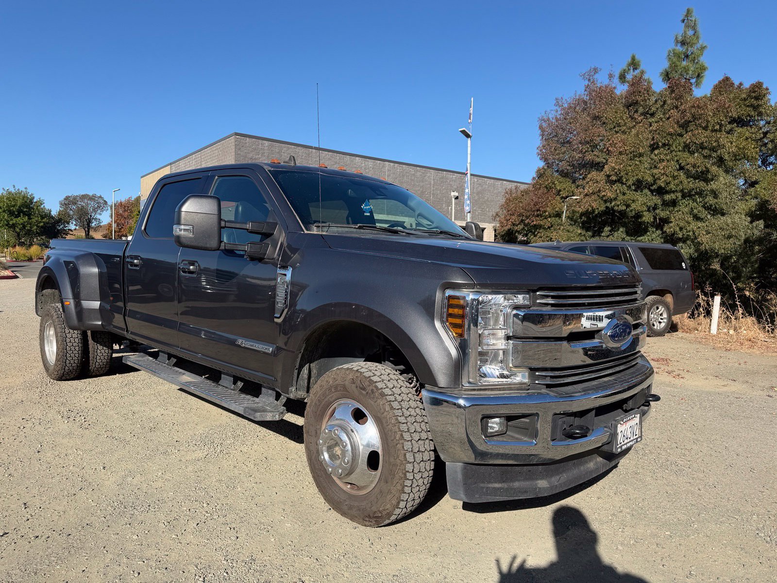 Used 2019 Ford F350 Lariat w/ Lariat Ultimate Package AWD/4WD image 7