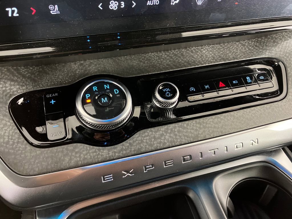 New 2026 Ford Expedition Tremor image 27