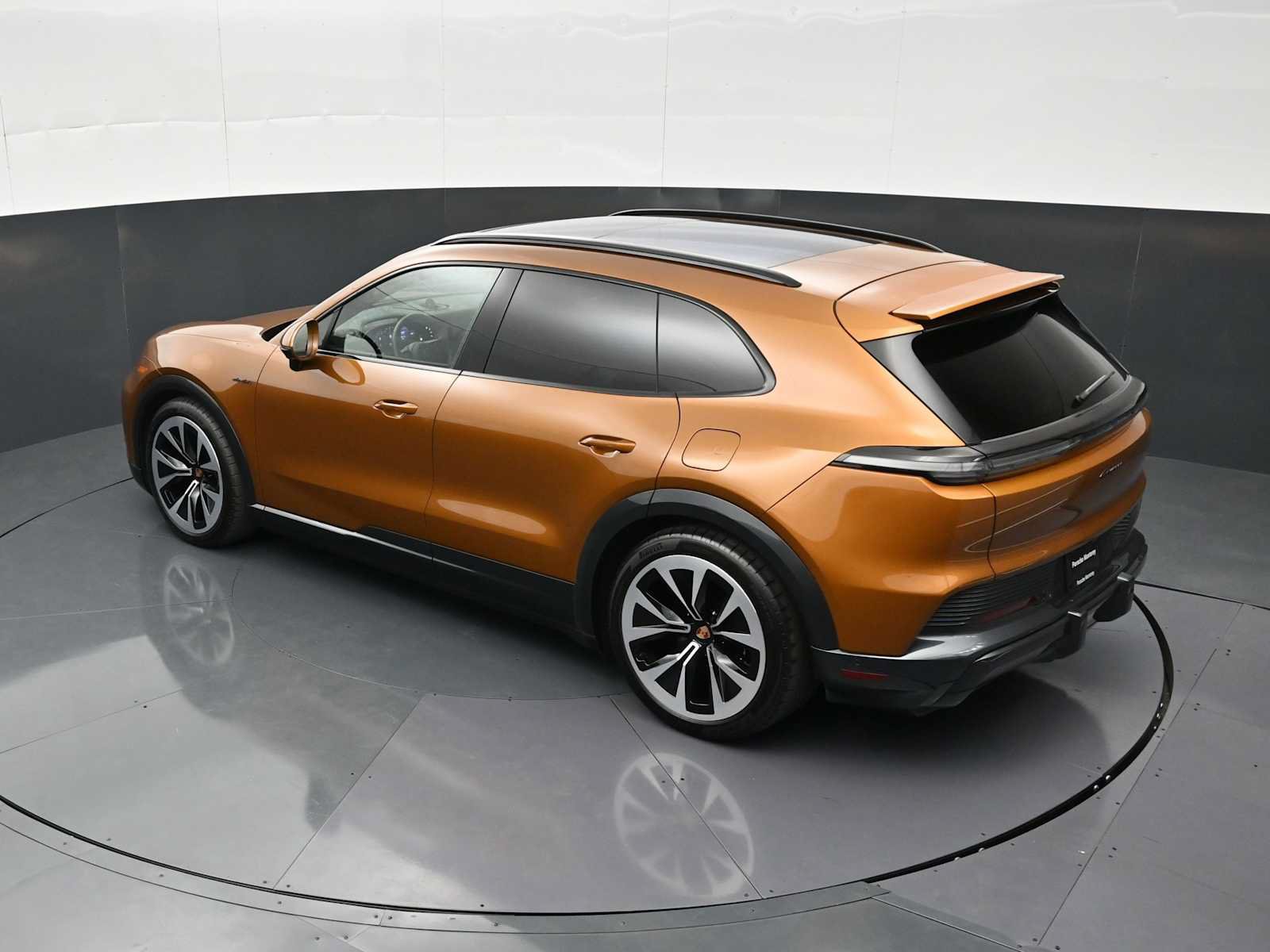 New 2026 Porsche Cayenne Electric AWD/4WD image 39