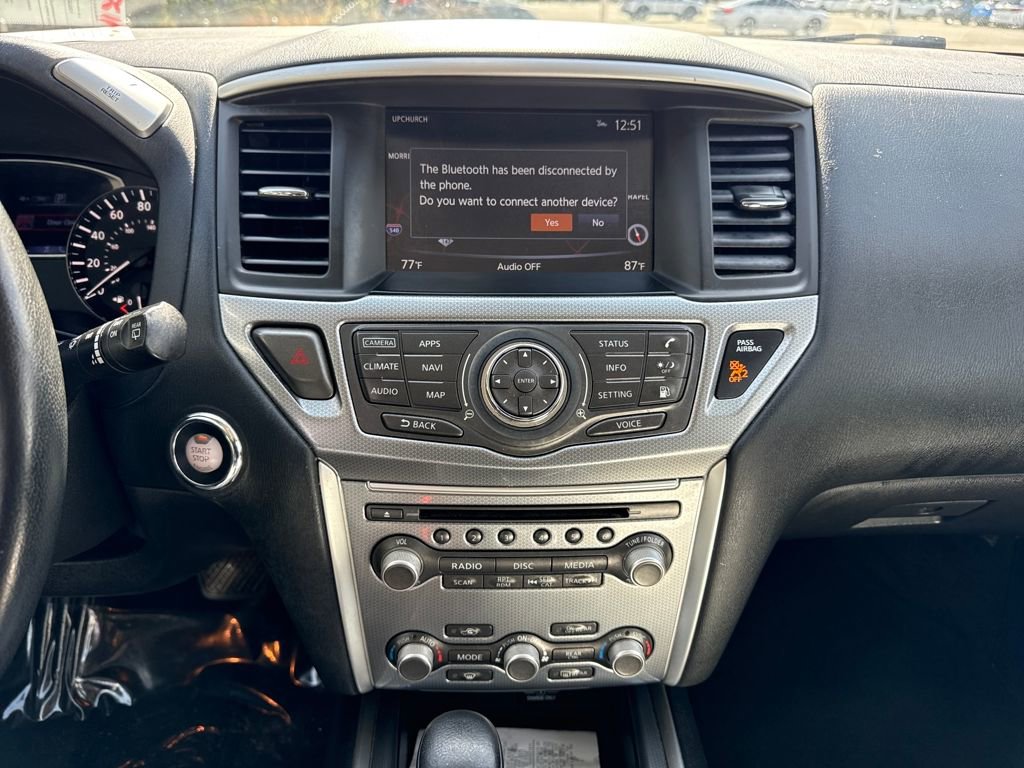 Used 2020 Nissan Pathfinder SL image 10