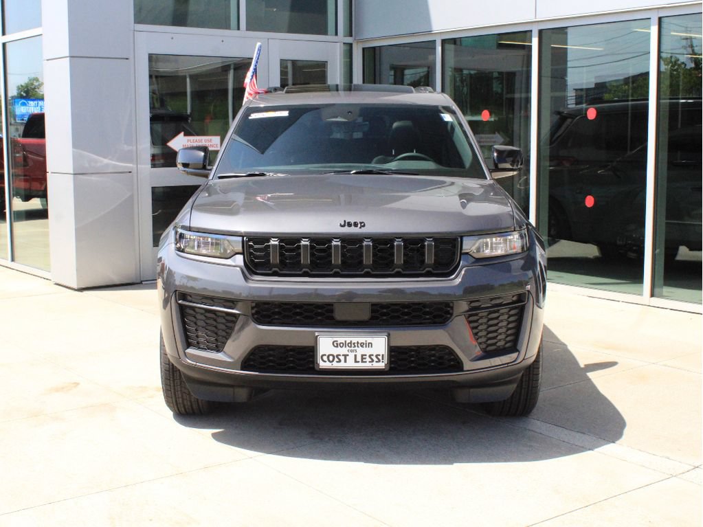New 2026 Jeep Grand Cherokee L 4WD image 2