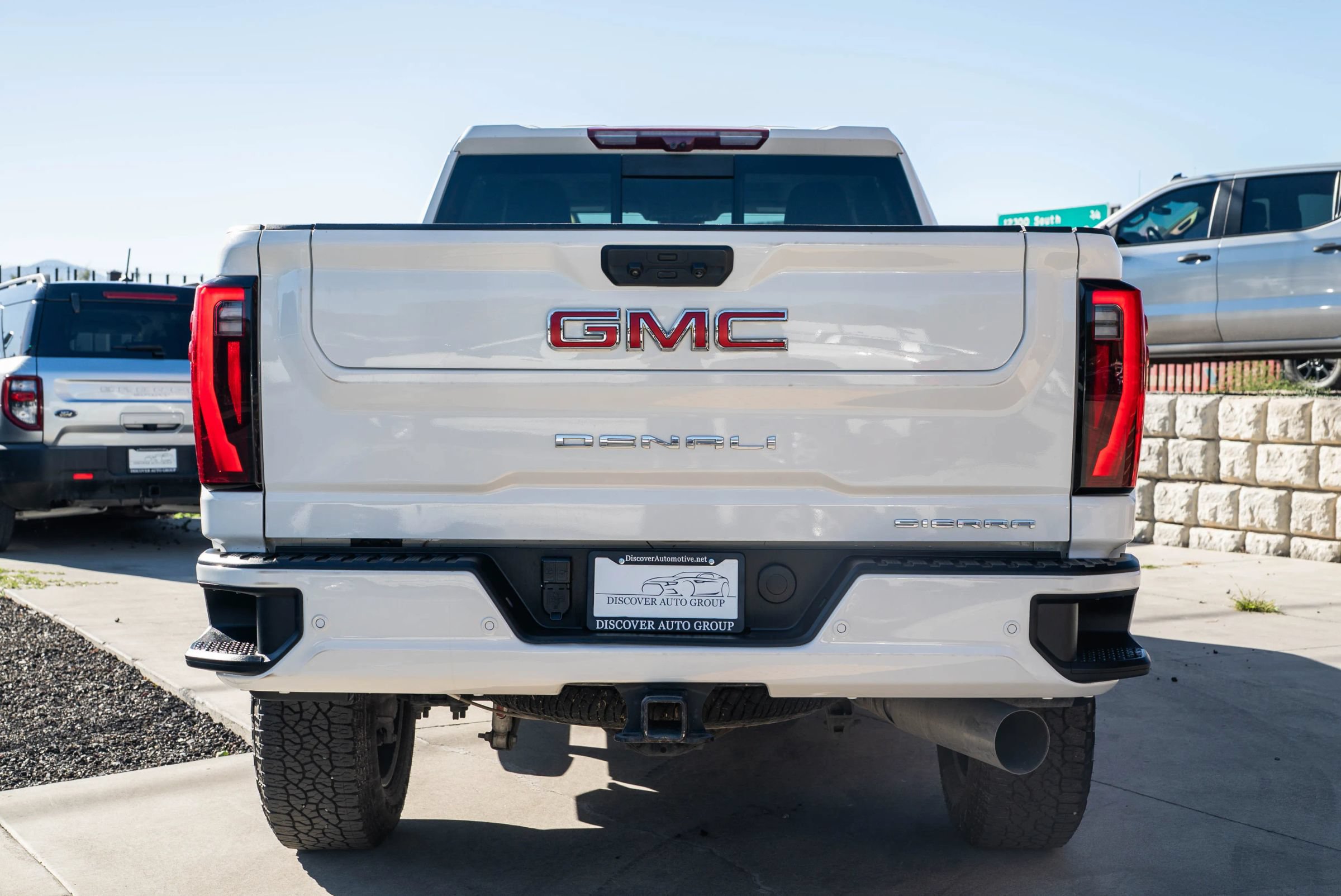 Used 2025 GMC Sierra 3500 Denali w/ Denali Reserve Package AWD/4WD image 5