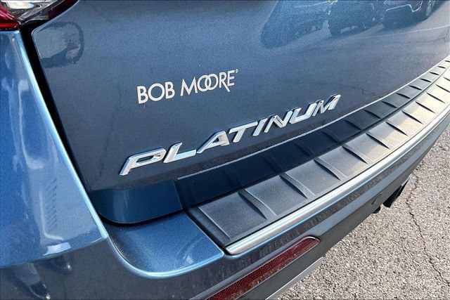 Used 2020 Ford Explorer Platinum w/ Premium Technology Package AWD/4WD image 8