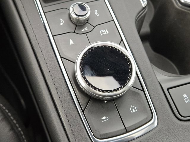 Used 2024 Cadillac XT4 Premium Luxury w/ Technology Package image 10