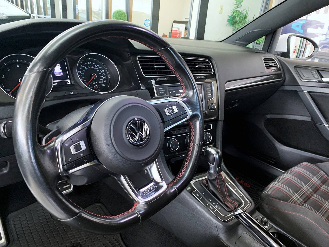 Used 2016 Volkswagen GTI S FWD image 9
