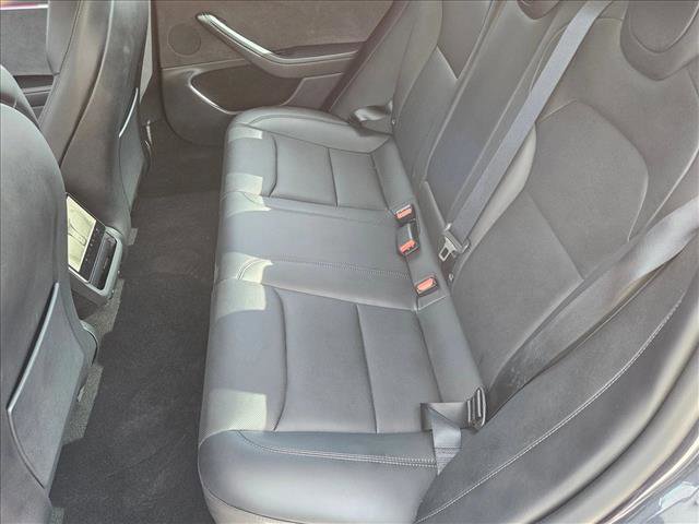 Used 2025 Tesla Model 3 Long Range image 19