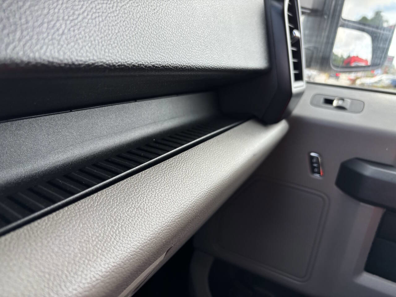 Used 2018 Ford F150 XL w/ Equipment Group 101A Mid image 17