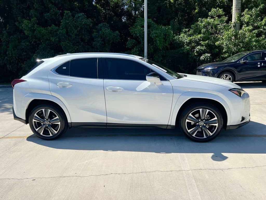 Certified 2024 Lexus UX 250h FWD w/ Premium Package image 8