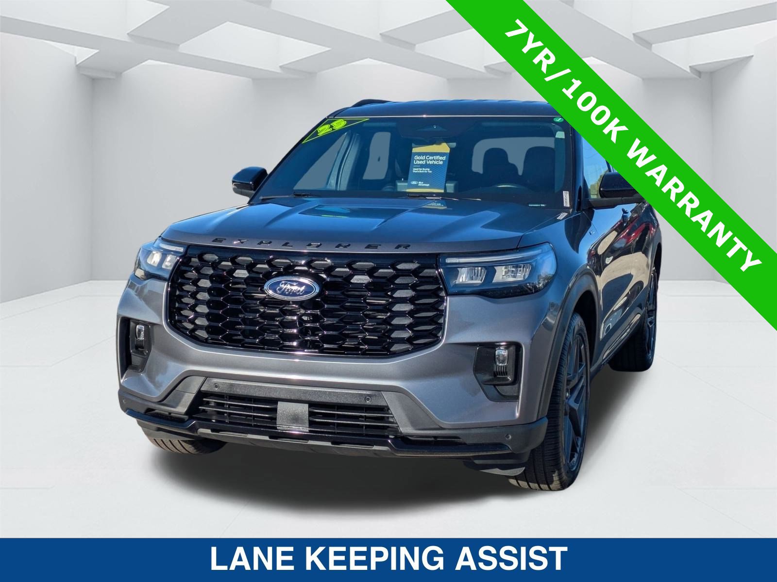 Certified 2025 Ford Explorer ST-Line w/ ST-Line Street Pack image 7