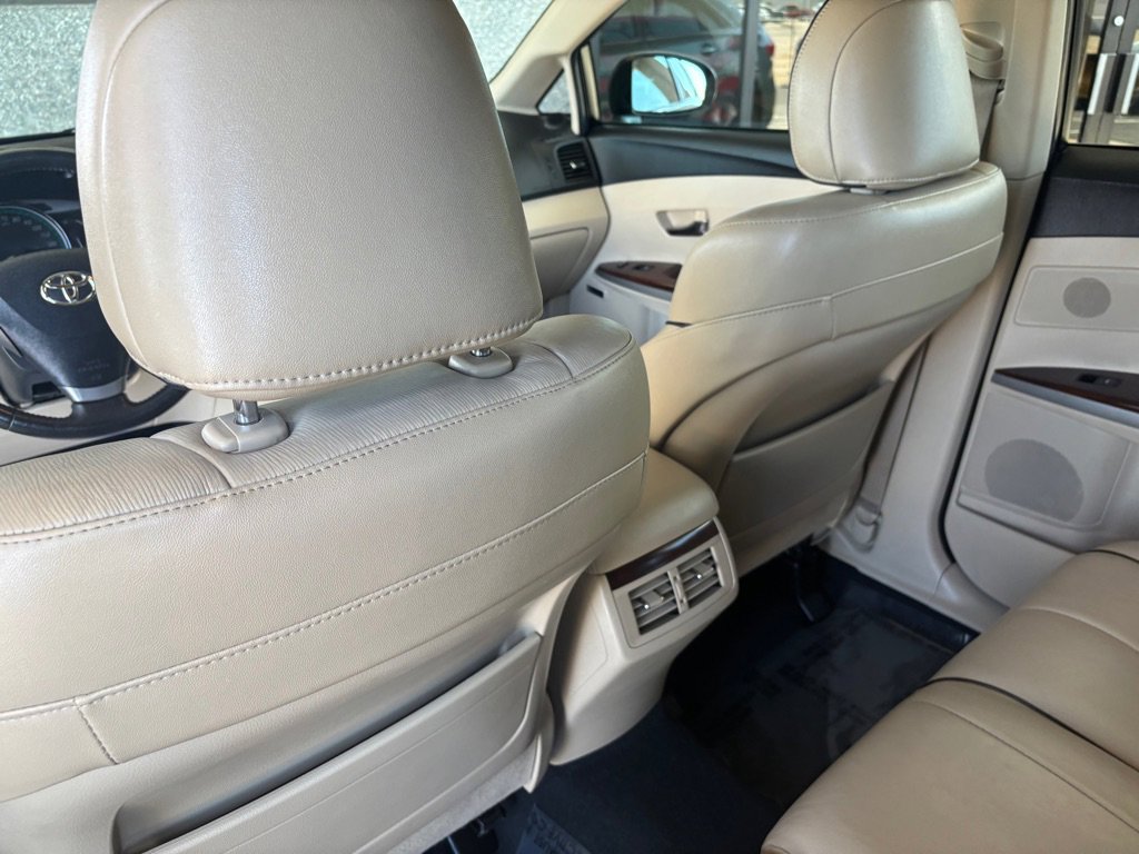 Used 2011 Toyota Venza w/ Leather Pkg FWD image 23