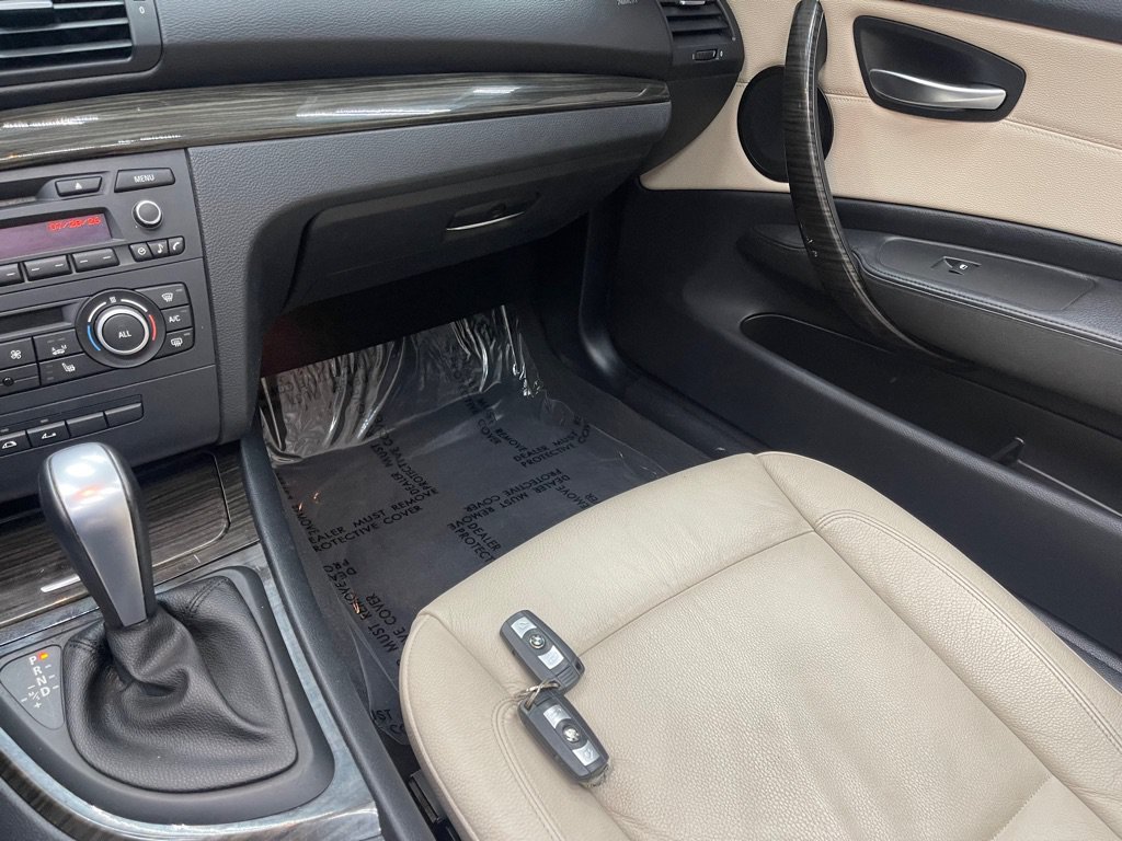 Used 2013 BMW 128i Convertible RWD image 28