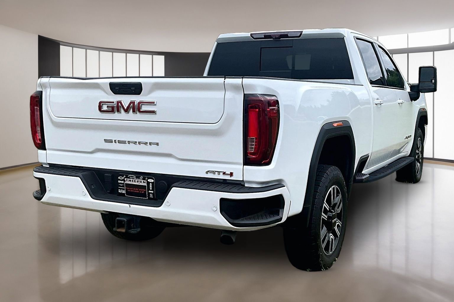 Used 2022 GMC Sierra 2500 AT4 w/ AT4 Premium Plus Package AWD/4WD image 6