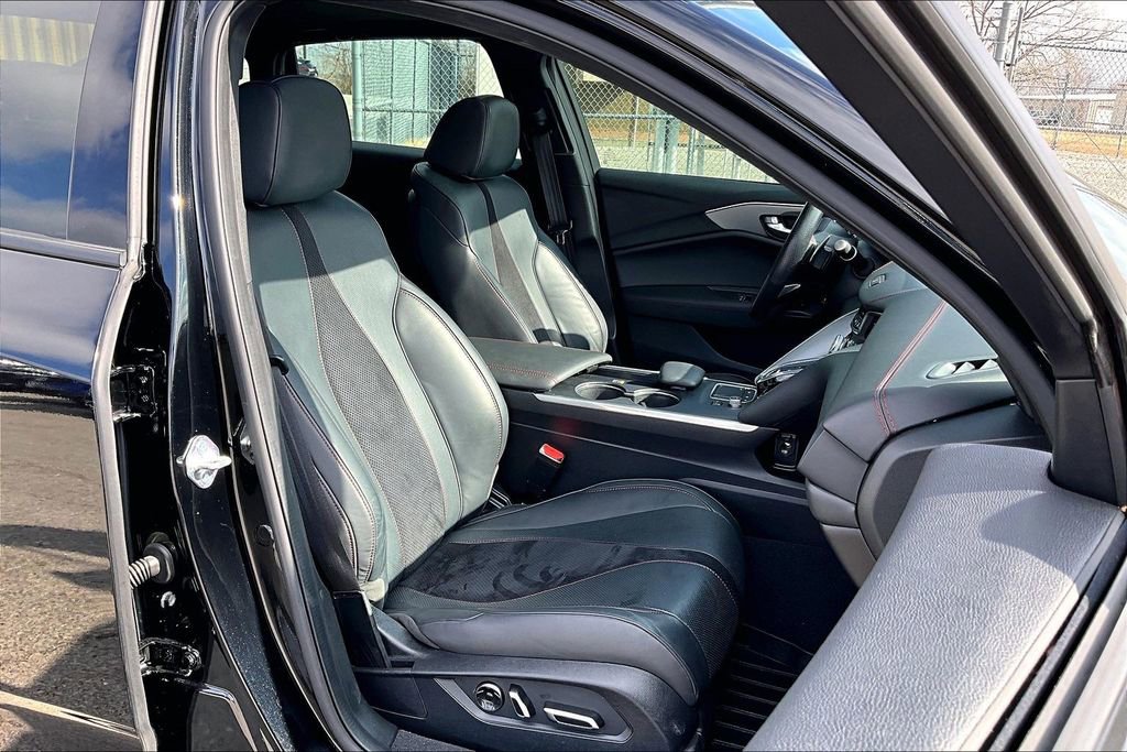 Used 2023 Acura TLX w/ A-SPEC Pkg image 10